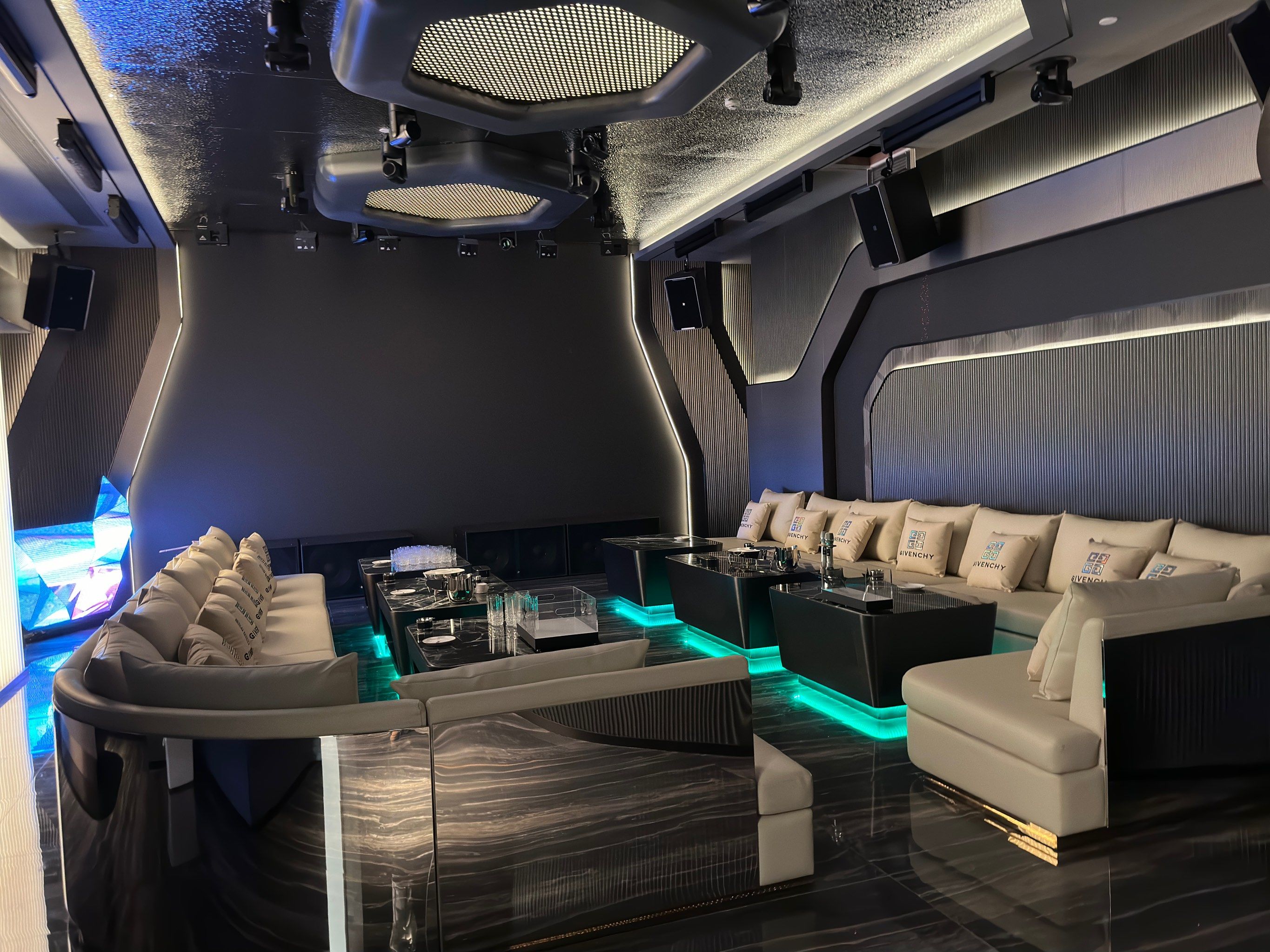 昆明中低端商务ktv选择指南-官渡区ktv预定